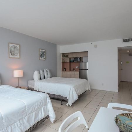 Castle Beach Suites By Vacation Media Miami Beach Dış mekan fotoğraf